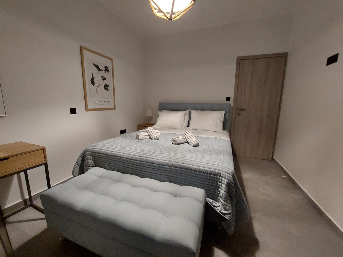 Christellie Luxury Apartment Kiáton المظهر الخارجي الصورة
