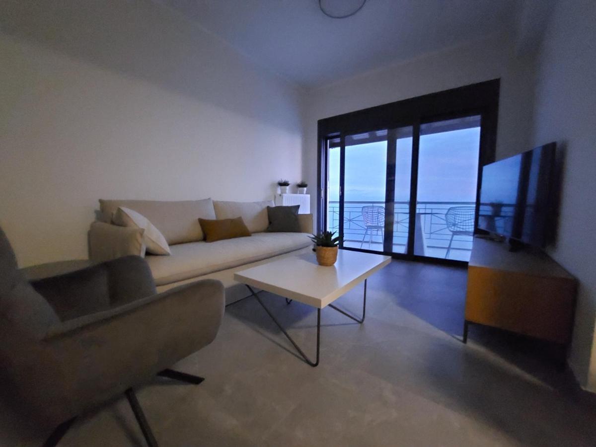Christellie Luxury Apartment Kiáton المظهر الخارجي الصورة