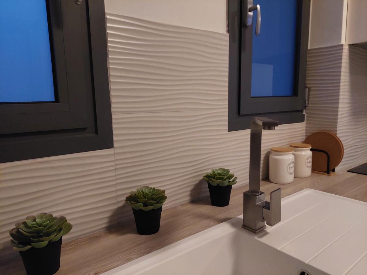Christellie Luxury Apartment Kiáton المظهر الخارجي الصورة