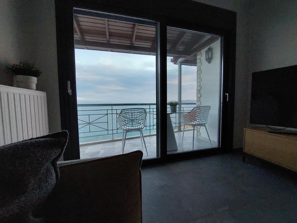 Christellie Luxury Apartment Kiáton المظهر الخارجي الصورة