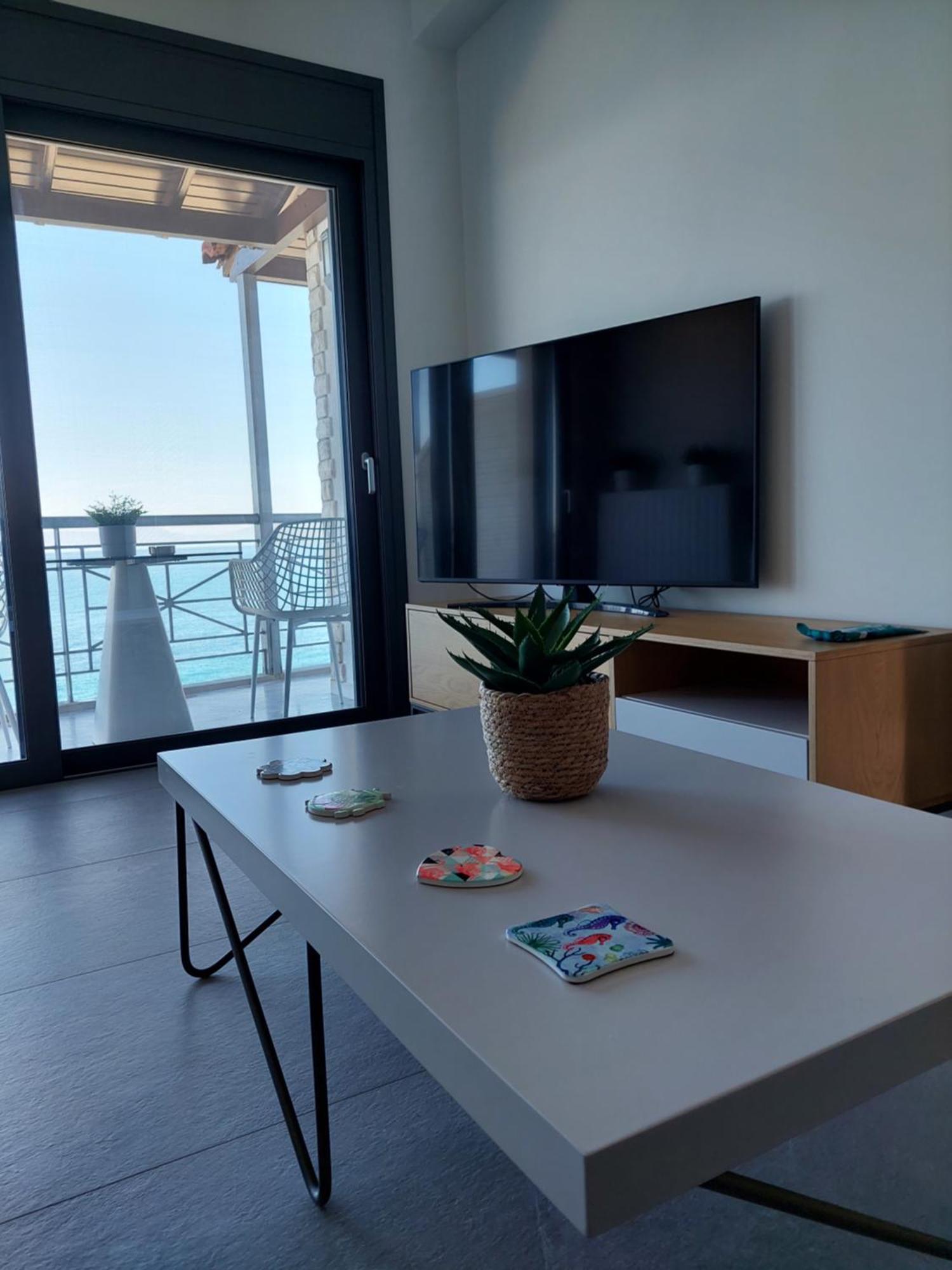 Christellie Luxury Apartment Kiáton المظهر الخارجي الصورة