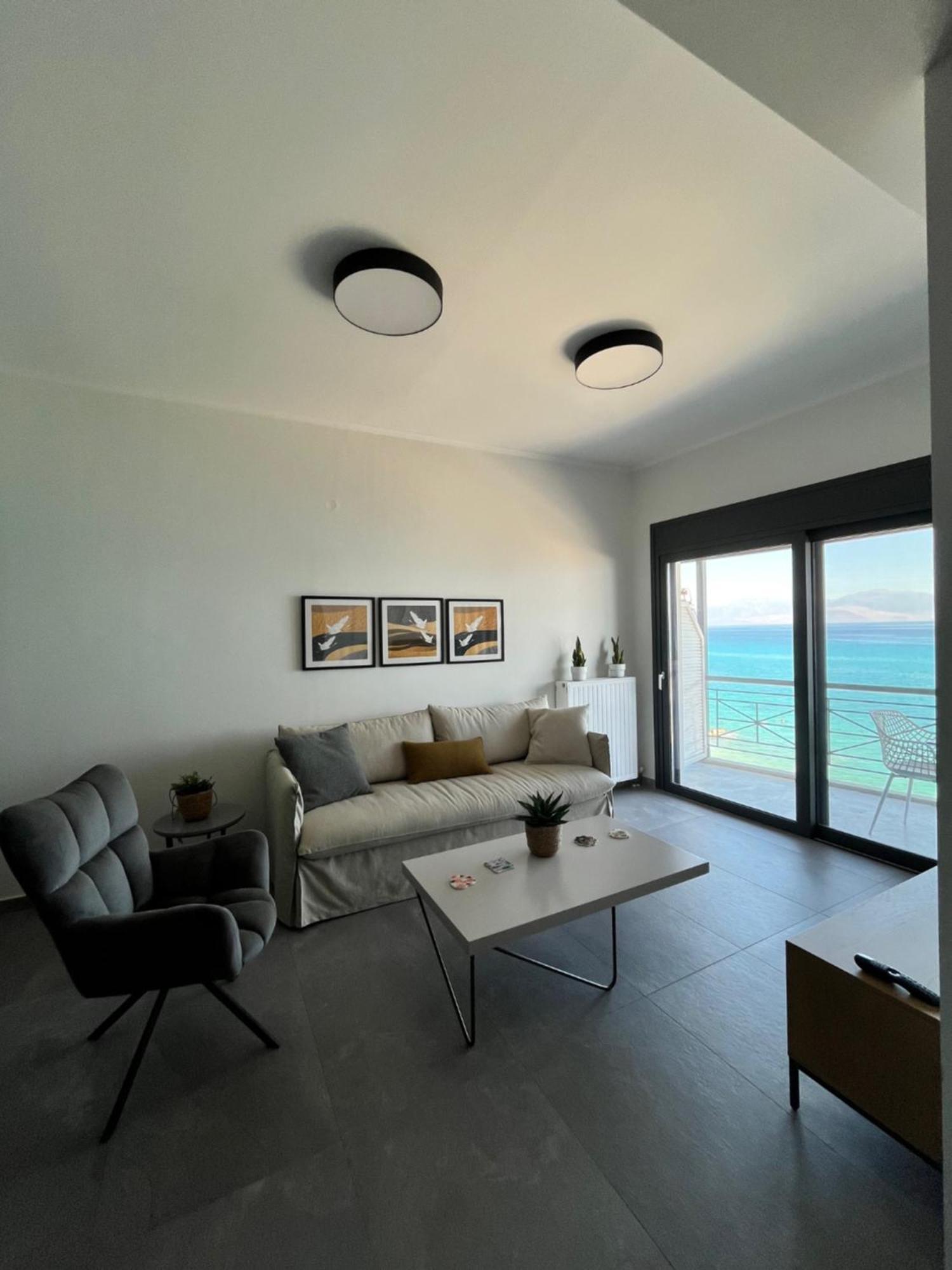 Christellie Luxury Apartment Kiáton المظهر الخارجي الصورة